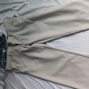 Haggar slacks (33W X 30L)